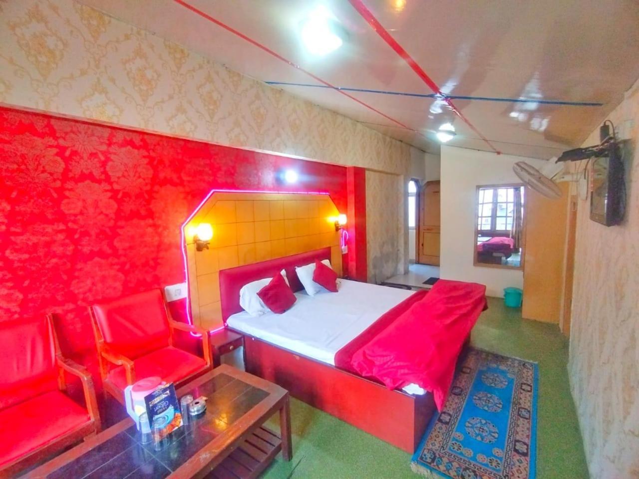 Hotel Gilbert Mountain View Manāli Εξωτερικό φωτογραφία